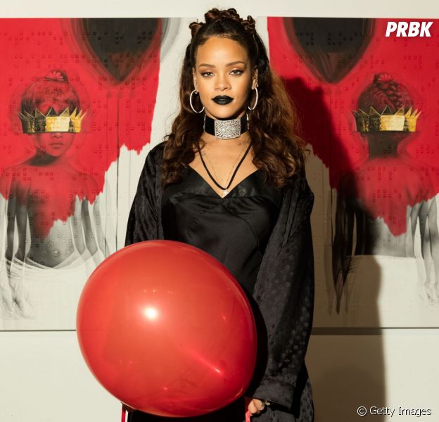 Rihanna dá o nome de "Anti" ao seu oitavo disco de estúdio