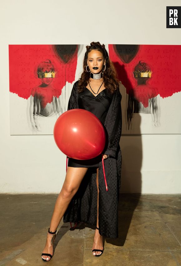 Rihanna irá contar com The Weeknd, Big Sean e Travis Scott em shows de sua nova turnê mundial
