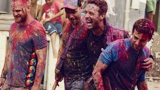 Coldplay com ingressos esgotados no Brasil? Fãs disputam entradas e reclamam de filas no Twitter!