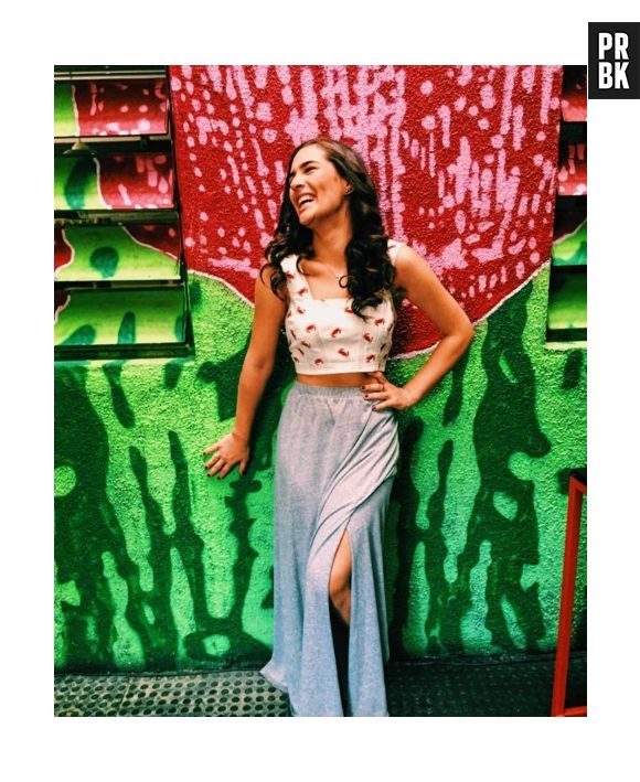 Lívian Aragão possui um sorriso lindo