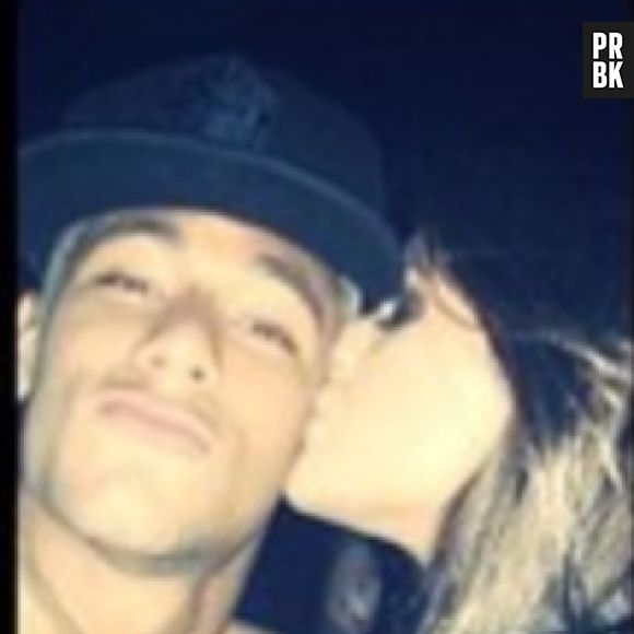 E-mail intitulado "Mostra tudo Vídeo íntimo de Neymar e Bruna Marquezine!!!", está sendo usado para roubar senhas bancárias de internautas brasileiros