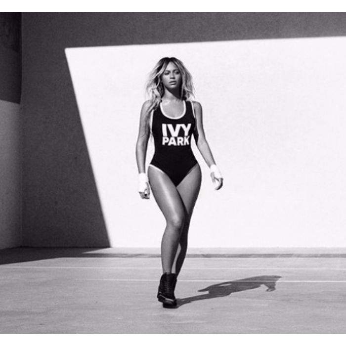 Beyoncé posa cheia de atitude para lançar a linha &quot;Ivy Park&quot;