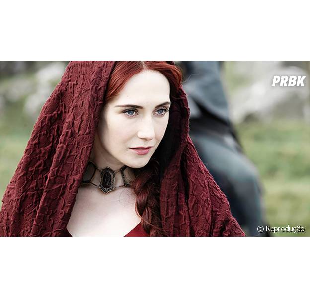 Em "Game of Thrones": Melisandre (Carice van Houten) reconquista público após retorno de Jon Snow (Kit Harington)