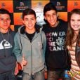 Biel posa com amigos antes da fama no show do Gusttavo Lima na sua primeira foto no Instagram