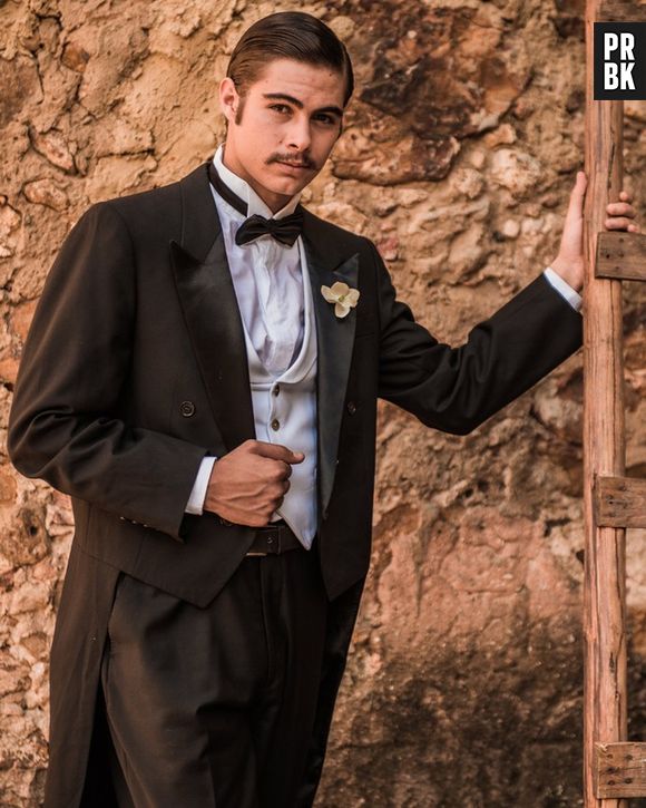 O último personagem de Rafael Vitti na TV foi como Carlos Eduardo na 1ª fase da novela "Velho Chico"