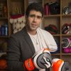 Juliano Laham mudou o visual para viver o lutador Rômulo em "Malhação"