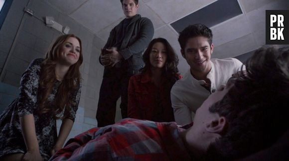 Stiles (Dylan O'Brien) foi salvo pelos amigos no final da terceira temporada de "Teen Wolf"