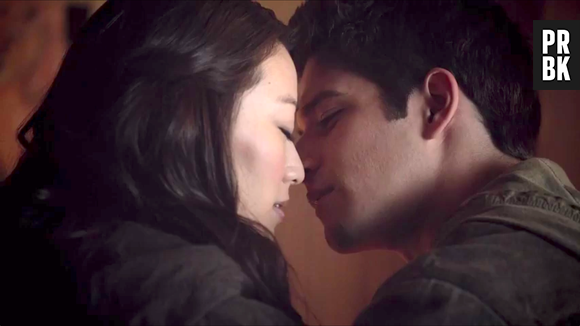 O relacionamento de Scott (Tyler Posey) e Kira (Arden Cho) vai ficar complicado na nova temporada de "Teen Wolf"