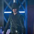 Oliver Queen (Stephen Amell), o Arqueiro Verde, precisa lidar com muitos problemas na season finale de "Arrow", da The CW