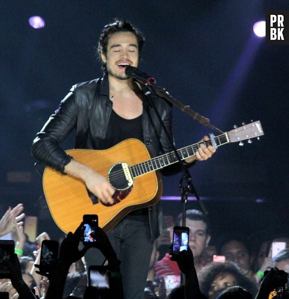 Tiago Iorc se apresentou no Prêmio Multishow 2016, nesta última terça (25)