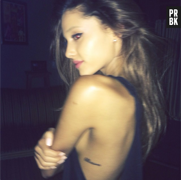 Ariana Grande tem três tatuagens