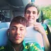 Oscar e Neymar são dois dos jogadores mais novos da seleção brasileira