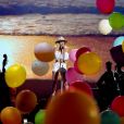 Miley Cyrus canta "Malibu" e se emociona no Billboard Music Awards 2017