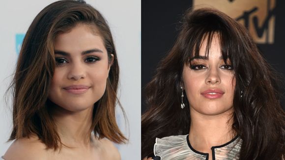 Selena Gomez elogia Camila Cabello e sua nova fase: "Eu a amo muito"