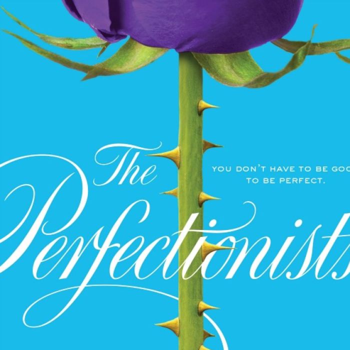 A série &quot;The Perfectionists&quot; é baseada num livro de Sara Shepard, que também escreveu &quot;Pretty Little Liars&quot;. Marlene King é a produtora executiva.