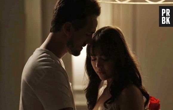 Em "O Outro Lado do Paraíso", finalmente Laura (Bella Piero) e Rafael (Igor Angelkorte) farão sexo