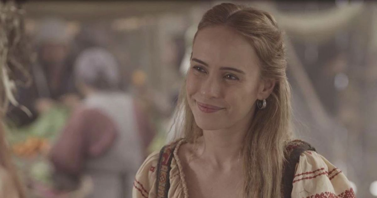 Em Deus Salve o Rei: Diana (Fernanda Nobre) aceita o ...