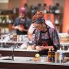 Angélica erra no preparo de uma torta de pera e é eliminada do "MasterChef Brasil"