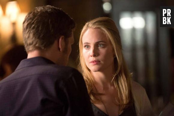 Apesar do clima perigoso da cidade, Cami (Leah Pipes) volta a se comprometer com seus estudos, em "The Originals"