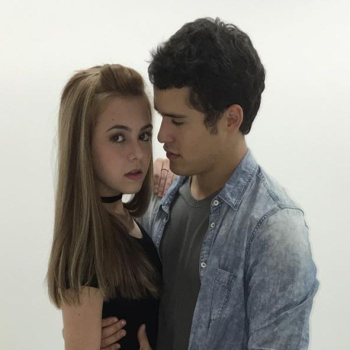 Em 2016 Klara Castanho já havia postado foto em clima de romance com Júlio Oliveira