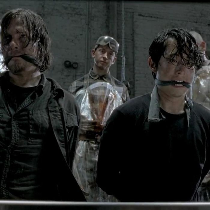  Ningu&amp;eacute;m est&amp;aacute; salvo, nem mesmo Daryl (Norman Reedus) e Glenn (Steven Yeun), na quinta temporada de &quot;The Walking Dead&quot; 
