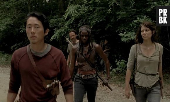 "The Walking Dead" retorna para sua quinta temporada com Glenn (Steven Yeun), Michonne (Danai Gurira), Maggie (Lauren Cohan) e seu grupo desconfiados