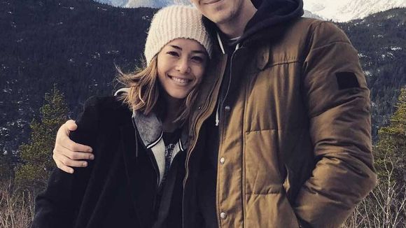 Grant Gustin, de "The Flash", diz que está casado com LA Thoma: "Fizemos uma cerimônia em dezembro"