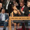 Ariana Grande canta no funeral de Aretha Franklin