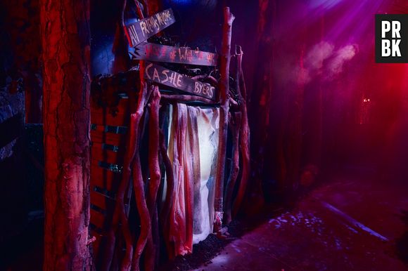 No Halloween Horror Nights 2018, o cenário de "Stranger Things" ficou muito perfeito!