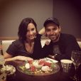 Demi Lovato e Wilmer Valderrama andam se encontrando na clínica de reabilitação