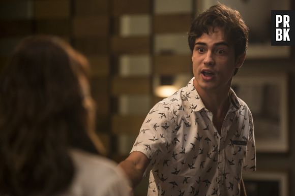 Em "Segundo Sol", Valentim (Danilo Mesquita) termina tudo com Rosa (Leticia Colin)