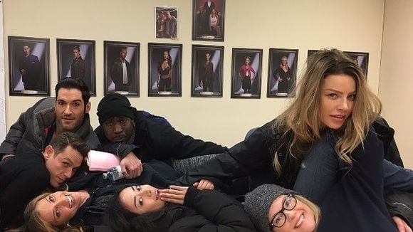 Nos bastidores de "Lúcifer": 12 histórias incríveis do elenco por trás das câmeras