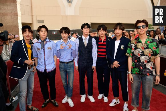 Agentes do BTS afirmam que eles não vem na América do Sul antes de 2019