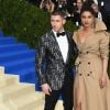 Depois do noivado relâmpago, Nick Jonas se casa com a atriz Priyanka Chopra em festa indiana