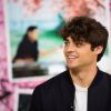 O Noah Centineo deixou a barba crescer e nós estamos apaixonados
