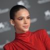 Bruna Marquezine foi convidada pela Vogue e fez um tutorial de maquiagem maravilhoso