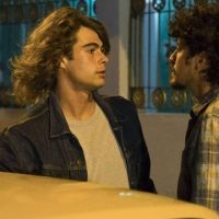Depois de estreia com índices baixos, briga em "Verão 90" recupera audiência
