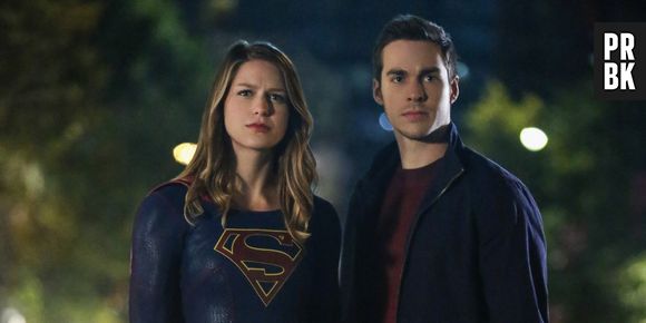 De "Supergirl", Melissa Beinost fica noiva de Chris Wood
