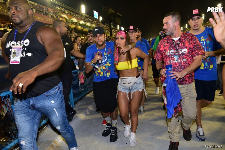 Parece Que A Anitta Vai Usar A Polêmica Envolvendo Neymar