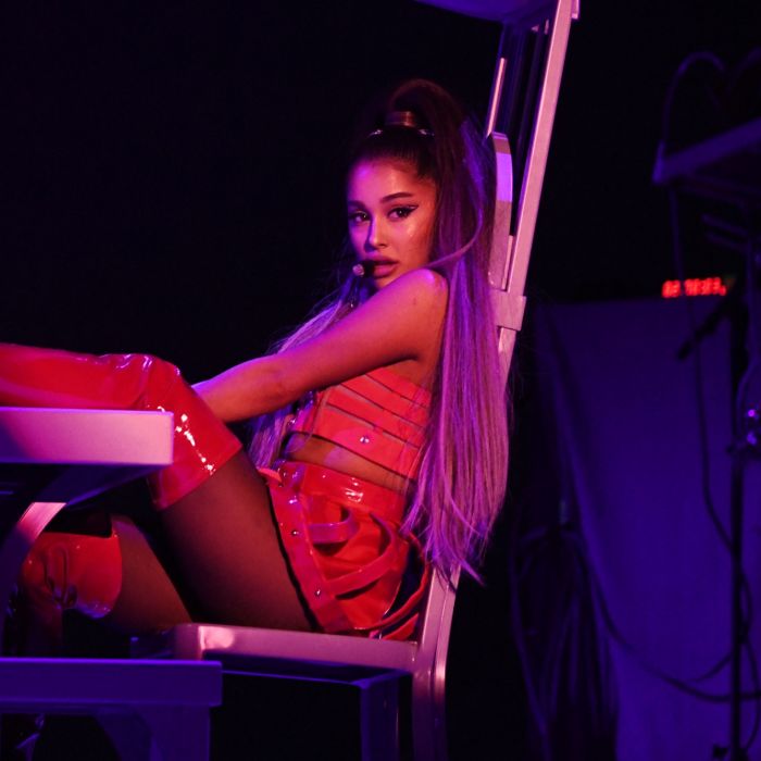 Fãs piram com performance de música inédita em um dos shows da Ariana Grande na &quot;sweetener tour&quot;