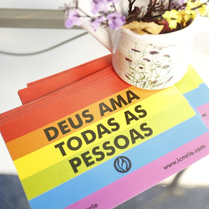 Igreja do Rio abre as portas para professor transsexual que queria dar aulas gratuitas para transsexuais e travestis