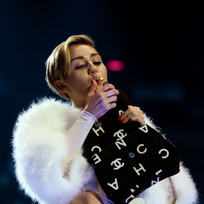 Depois de &quot;Bangerz&quot; e &quot;Younger Now&quot;, o que esperar da próxima fase de Miley Cyrus?