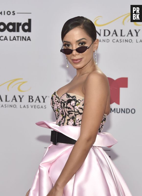 Anitta diz que, fora do Brasil, é muito mais difícil seguir dieta vegana