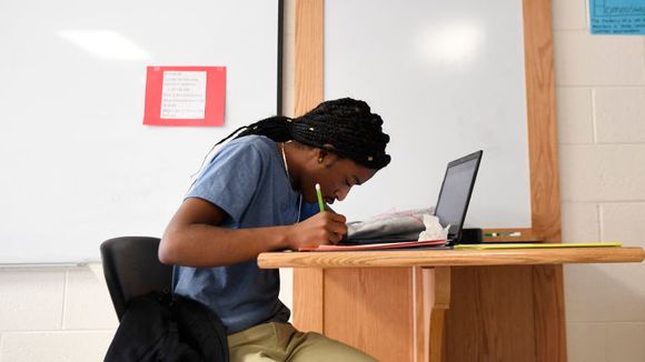 Acabou o papel? Até 2026 o Enem vai ser 100% digital