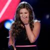 Jacquie Lee canta e encanta no "The Voice USA"
