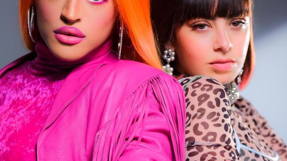 Ninguém estava preparado para o hino que é "Flash Pose", parceria da Pabllo Vittar com a Charli XCX