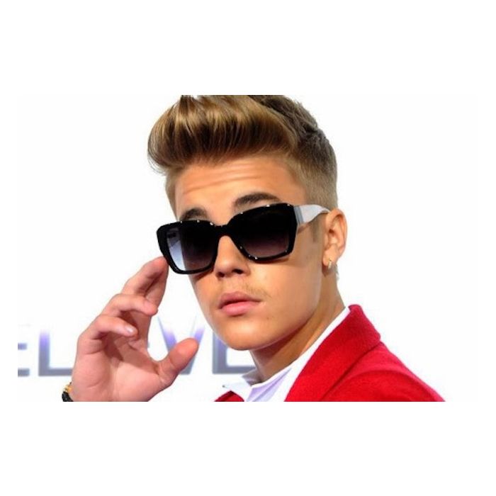  Justin Bieber ganhou uma declara&amp;ccedil;&amp;atilde;o de Selena Gomez no programa &quot;On Air With Ryan Seacrest&quot; 