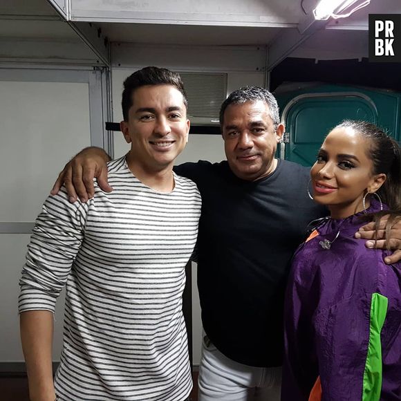 Anitta descobre que tem outro irmão por parte de pai