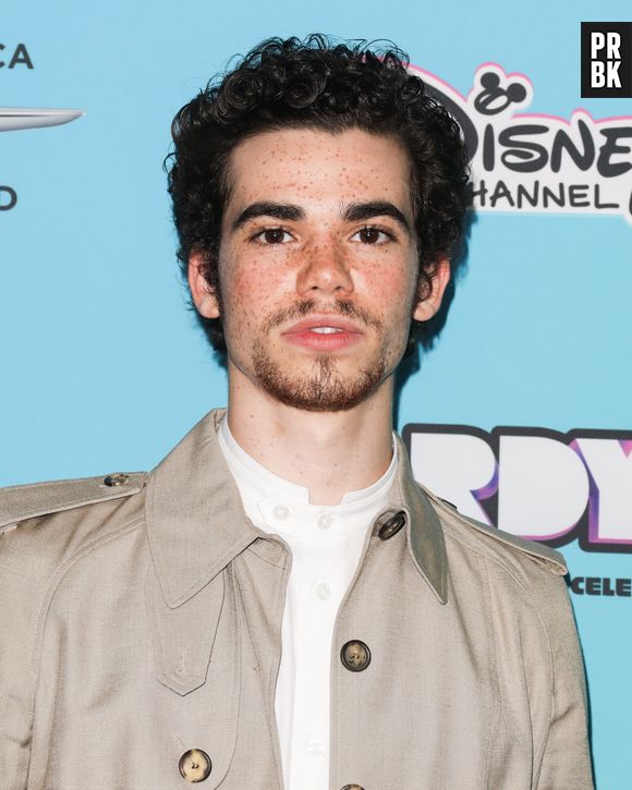 Cameron Boyce vive personagem LGBT em minissérie da HBO