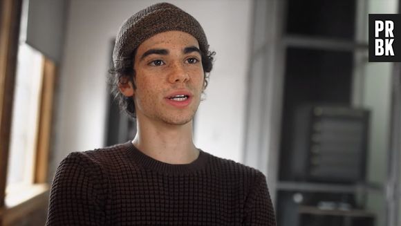 Cameron Boyce ficou muito conhecido por participar de produções voltadas para o público infantojuvenil